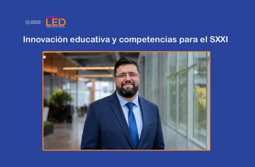 Director del Liceo Técnico San Miguel es reconocido en los Premios LED