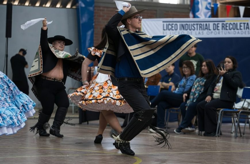 Revivimos los mejores momentos del cuecazo realizado en el Liceo Industrial de Recoleta