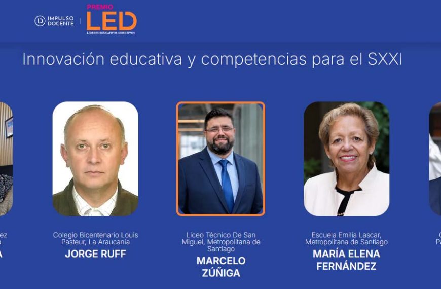 PREMIO LED A DIRECTOR LICEO TÉCNICO SAN MIGUEL